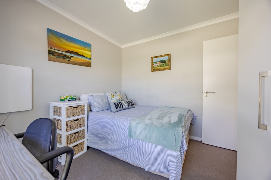 3 Bedroom Property for Sale in Burgundy Estate Western Cape